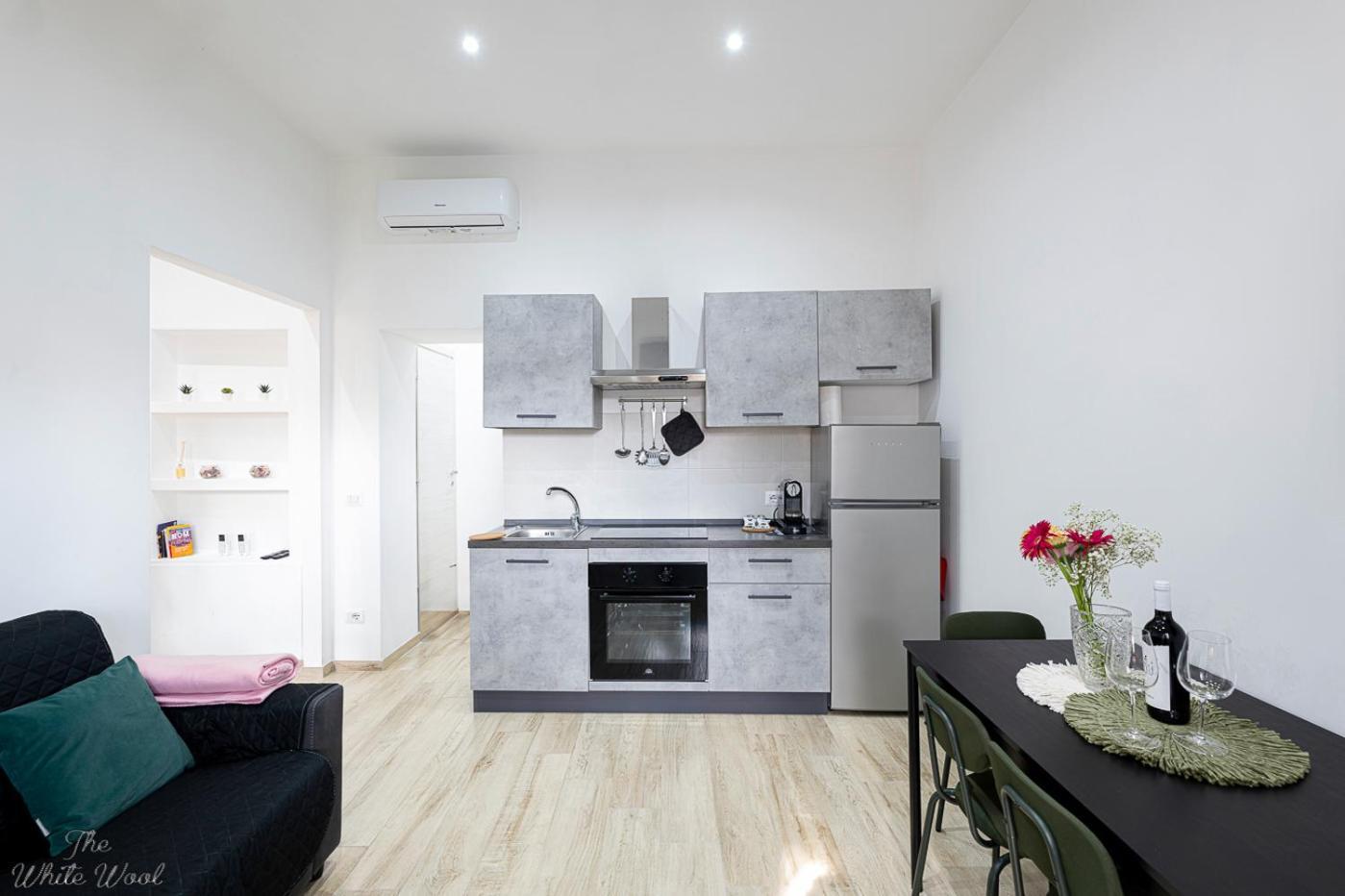 The Little Big House Apartment Rome Exterior photo